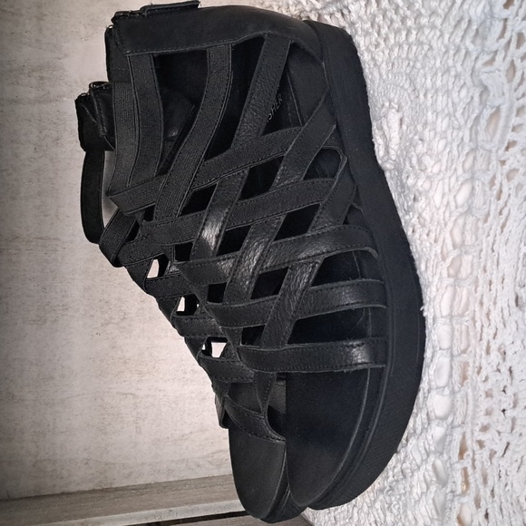 Eileen Fisher Gladiator Wedge - Picture 2 of 5